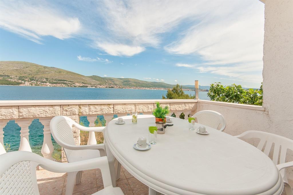 Apartments Natasa Trogir Exterior photo
